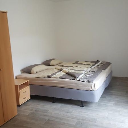 Apartman U Cerveneho Kostela Teplitz Exterior foto